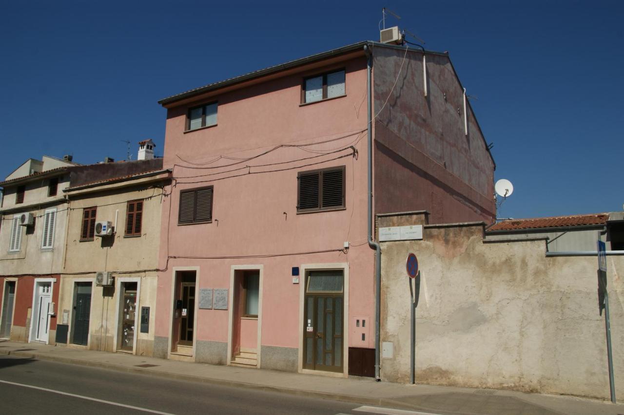 Apartman Sendi Pola Esterno foto